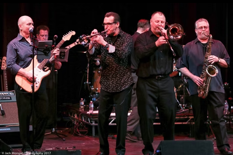 Click here for https://glenviewparks.org/event/free-outdoor-summer-concerts