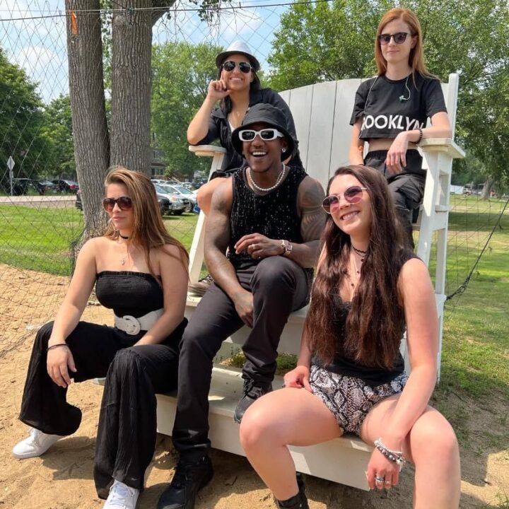 Click here for https://glenviewparks.org/event/free-outdoor-summer-concerts