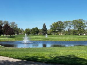 Image of fountain at Glenview Park Golf Club